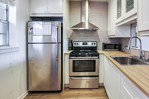 Community Pool: Lauderhill Vacation Rental