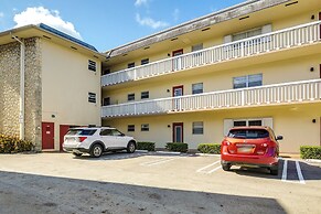 Community Pool: Lauderhill Vacation Rental