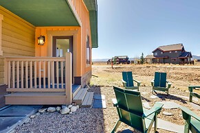 Cozy Tabernash Home w/ Fireplace & Mountain Views