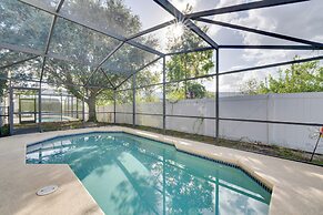 Sunlit Davenport Family Home w/ Lanai & Gas Grill!
