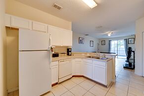 Sunlit Davenport Family Home w/ Lanai & Gas Grill!