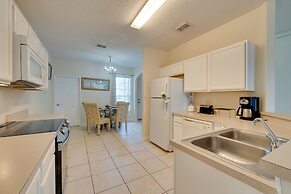 Sunlit Davenport Family Home w/ Lanai & Gas Grill!