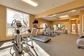 Private Balcony & Mtn Views: Granby Studio!
