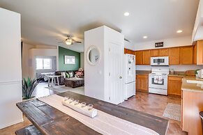 Inviting Bullhead City Gem: 3 Mi to Colorado River