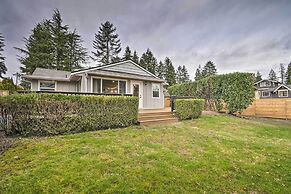 Deck + Game Room: Redmond Home ~ 17 Mi to Seattle