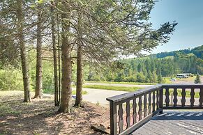 'buckhorn' - Slopeside Iron River Cabin w/ Sauna