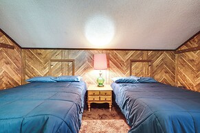 'buckhorn' - Slopeside Iron River Cabin w/ Sauna