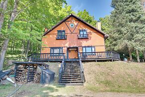 'buckhorn' - Slopeside Iron River Cabin w/ Sauna