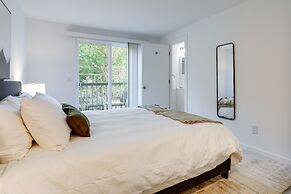 Beautiful Kenmore Retreat Near Marina & Beach!