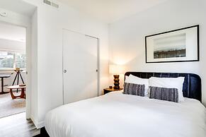 Beautiful Kenmore Retreat Near Marina & Beach!