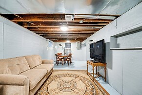 8 Mi to Ford Field: Detroit Getaway w/ Fireplace!