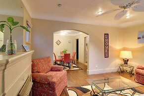 8 Mi to Ford Field: Detroit Getaway w/ Fireplace!