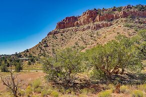 Kanab Studio Escape: Stargaze, Hike, Relax!