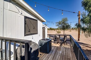 Updated Topock Home w/ Deck & Fire Pit!