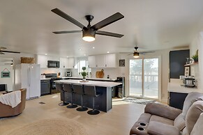 Updated Topock Home w/ Deck & Fire Pit!