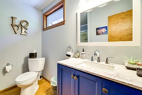 Gorgeous Bushkills Lodge w/ Pool Access!