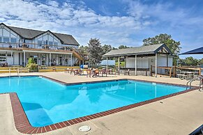 Gorgeous Bushkills Lodge w/ Pool Access!