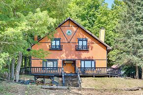 Outdoor Lover's Paradise: Slopeslide Cabin!
