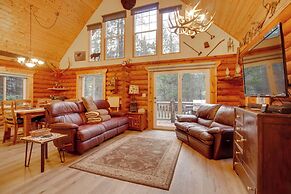 Donnelly Cabin w/ Private Deck: Near Lake Cascade!