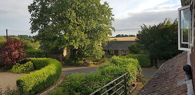 Shiralee Holiday Home