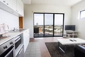 Lovely 2BR Apartment in West Perth With Parking!