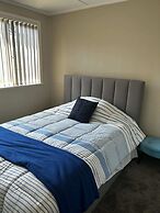 Spacious 2BR Home in the Suburbs