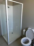 Spacious 2BR Home in the Suburbs