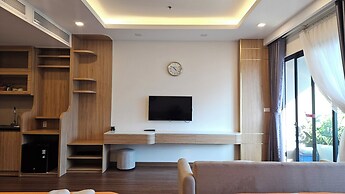 Flc Sea Tower - ChillNow