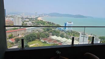 Flc Sea Tower - ChillNow