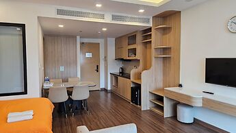 Flc Sea Tower - ChillNow