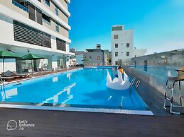 Flc Sea Tower - ChillNow