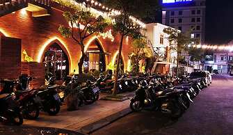 Flc Sea Tower - ChillNow