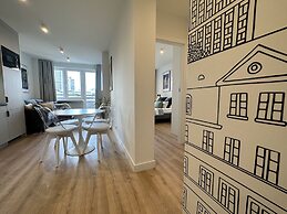 Heart of Warsaw Near Metro by Renters