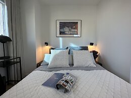 Heart of Warsaw Near Metro by Renters