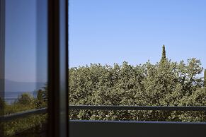 MALINSKA GREEN APARTMENTS