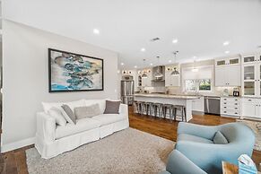 Destiny East - Villa Ciao Bella