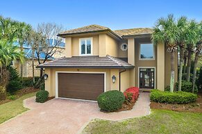 Destiny East - Villa Ciao Bella