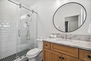 Destiny East - Villa Ciao Bella