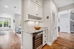 Destiny East - Villa Ciao Bella