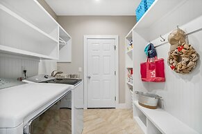 Destiny East - Villa Ciao Bella