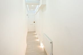 3 Beds, Opposite Museums, Harrods, Hyde Park