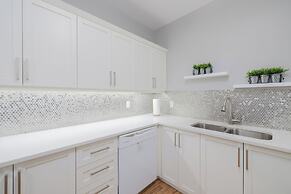 Obasa Suites At The Hamilton