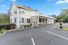 The Capitol Inn Tallahassee