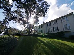 The Capitol Inn Tallahassee