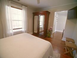 The Capitol Inn Tallahassee