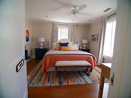 The Capitol Inn Tallahassee