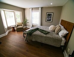 The Capitol Inn Tallahassee