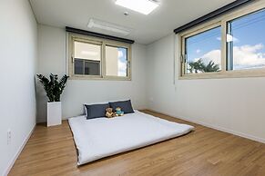 Donnaeko Private Pool Villa