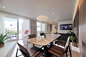 Crystal Villa SHIRARAHAMA BEACH