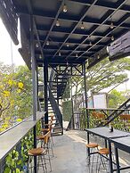 DJURAGAN KAMAR SUHAT